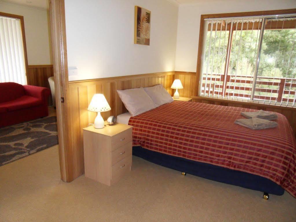 Driftwood Strahan Villas Extérieur photo